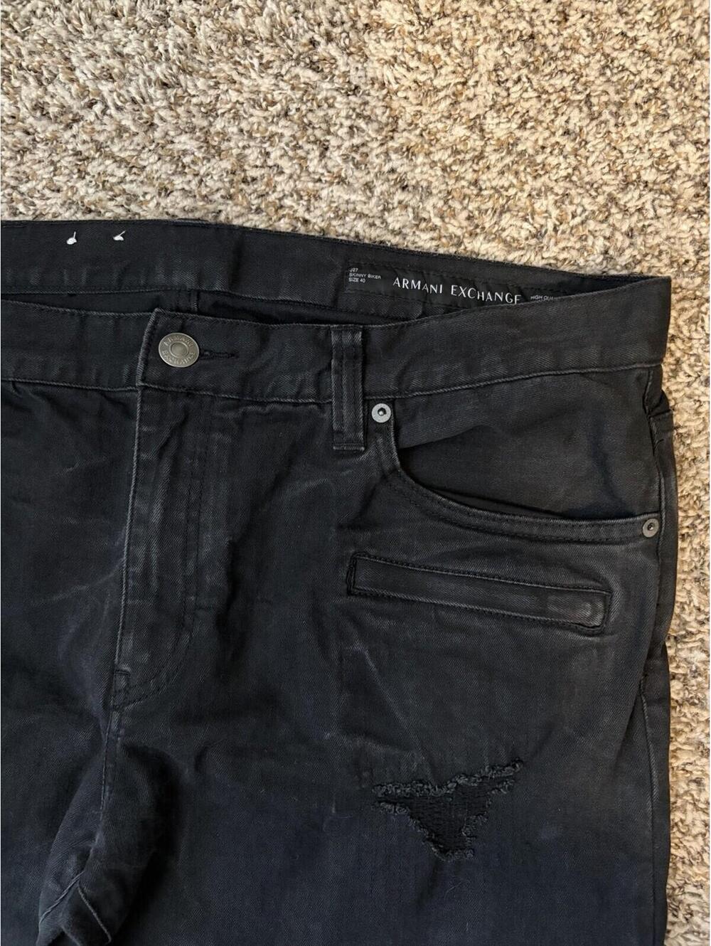 Armani Exchange Men’s Jeans J27 Skinny Biker Black Distressed Moto Size 40x32 - Picture 7 of 13